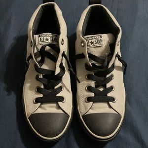 Converse Chuck Taylor Boys Size 5